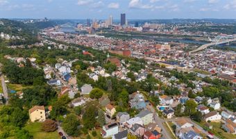 2703 Burham St, Airville, PA 15203