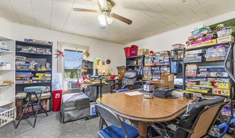 48 Drummond St, Auburn, ME 04210