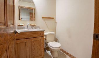 4181 N Farm Road 35, Ash Grove, MO 65604