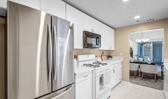 1921 Malcolm Ave 201, Los Angeles, CA 90025