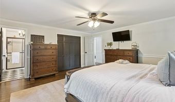 15 Birchwood Dr, Cumberland, RI 02864