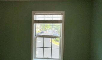 1008 Prestwyck Ct, Alpharetta, GA 30004