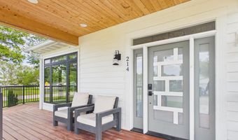 214 E Wapello St, Agency, IA 52530
