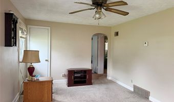 2358 Clark Ave, Alliance, OH 44601