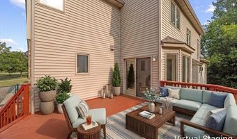 4055 Pontiac Trl, Ann Arbor, MI 48105