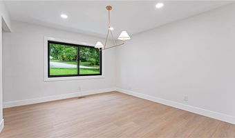 1801 Kimberly Pl, Bentonville, AR 72712