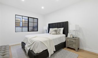 1985 N Lake Ave, Altadena, CA 91001