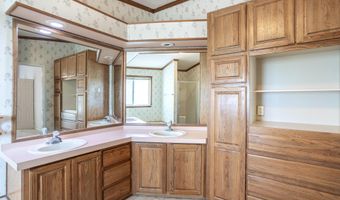 17055 Palm Ave, Anderson, CA 96007