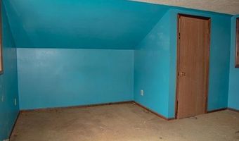 11 Melissa Ct, Albany, NY 12205