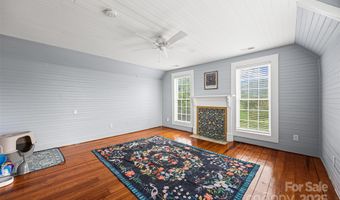 4220 Forest View Rd, Blacksburg, SC 29702