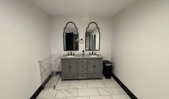 207 Wolf Creek Dr, Americus, GA 31719