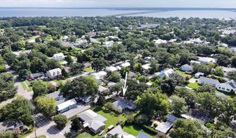 350 State St, Bay St. Louis, MS 39520