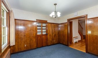105 Borden Ave, Johnston, RI 02919