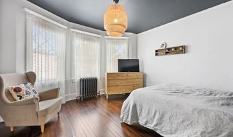 604 Wood Ave, Bridgeport, CT 06604