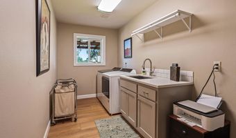 24855 Deer Ln, Bend, OR 97701