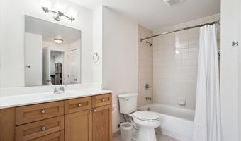 2001 15TH St N 608, Arlington, VA 22201