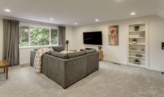 7230 SW SORRENTO Rd, Beaverton, OR 97008
