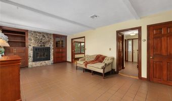 604 W Reach Dr, Jamestown, RI 02835