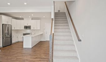 20364 NEWFOUNDLAND Sq, Ashburn, VA 20147