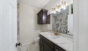 142 S 11th St, Aransas Pass, TX 78336