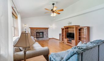 6369 Ridgeview Ave, Austintown, OH 44515