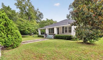 304 Blackmon St N, Camden, SC 29020