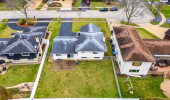 1124 N Anvil Ct, Addison, IL 60101