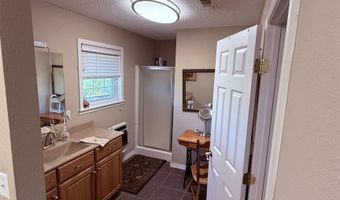 894 Statler Ln, Ash Flat, AR 72513