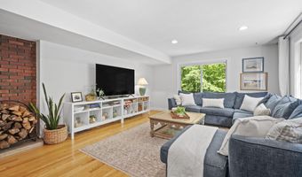 27 Colonel Wilkins Rd, Amherst, NH 03031