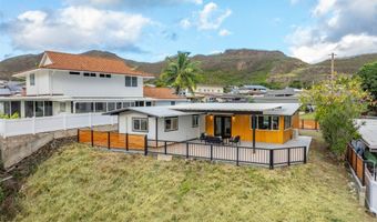 1375 Kupau St, Kailua, HI 96734