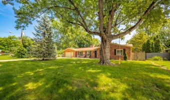 1641 Hillcrest Ave, Anderson, IN 46011