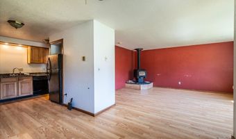 1135 1ST St NE, Bandon, OR 97411