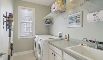 40418 N South Newport Dr, Antioch, IL 60002