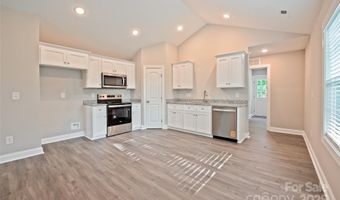 1028 Gibson St, Albemarle, NC 28001