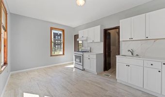 26 E 28TH St, Bayonne, NJ 07002