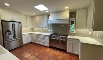 101 Robin Ave, Weatherford, TX 76086