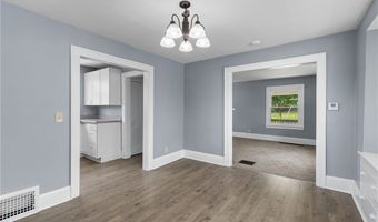 1012 Brown St, Akron, OH 44301