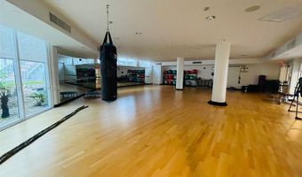 20281 E Country Club Dr 2405, Aventura, FL 33180
