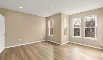 1033 5TH St NE A, Washington, DC 20002