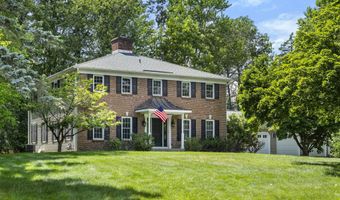 17 Schuyler Hills Rd, Albany, NY 12211