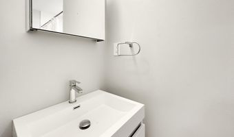 122 BRYANT St NW 1, Washington, DC 20001