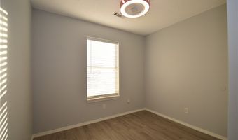 2515 SE 3rd St, Bentonville, AR 72712