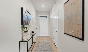 21616 SE FUJI Dr, Bend, OR 97702