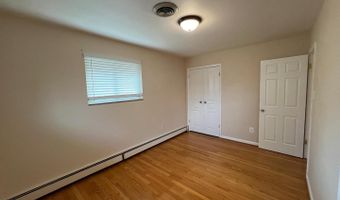 3601 S 14TH St, Alexandria, VA 22302