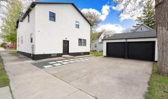 611 3rd St NW, Austin, MN 55912