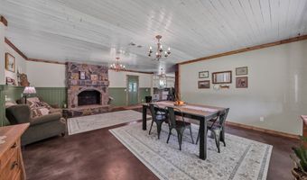 212 Circle Dr, Alvarado, TX 76009