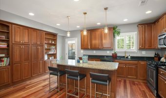 323 T St NW, Washington, DC 20001