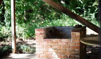 59 E Long St, Abbeville, MS 38655