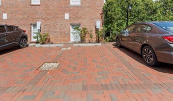 2516 Q St NW Q206, Washington, DC 20007