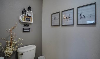 1700 Riverwood Dr, Bismarck, ND 58504